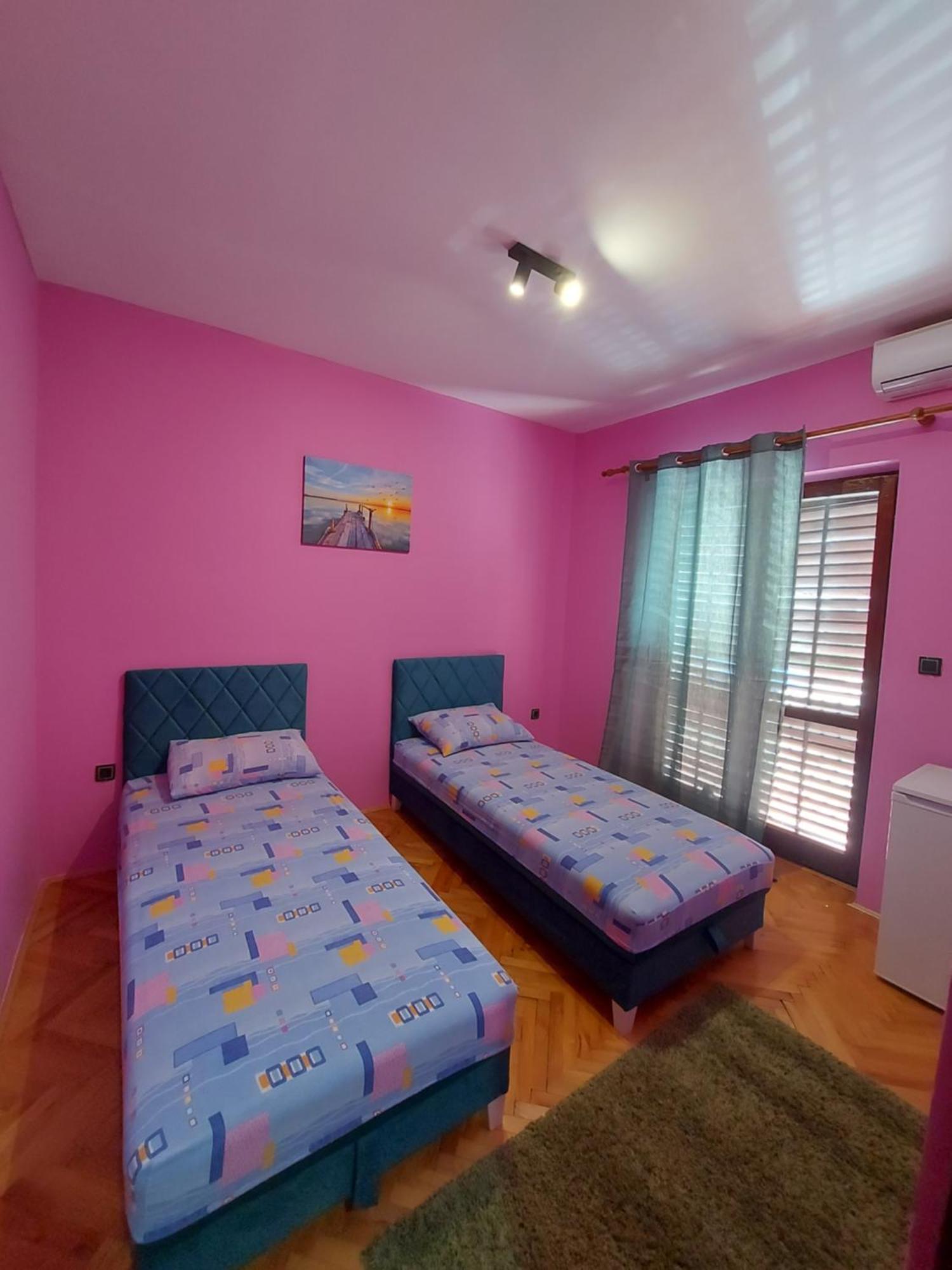 Barcelona Apartments تيفات المظهر الخارجي الصورة