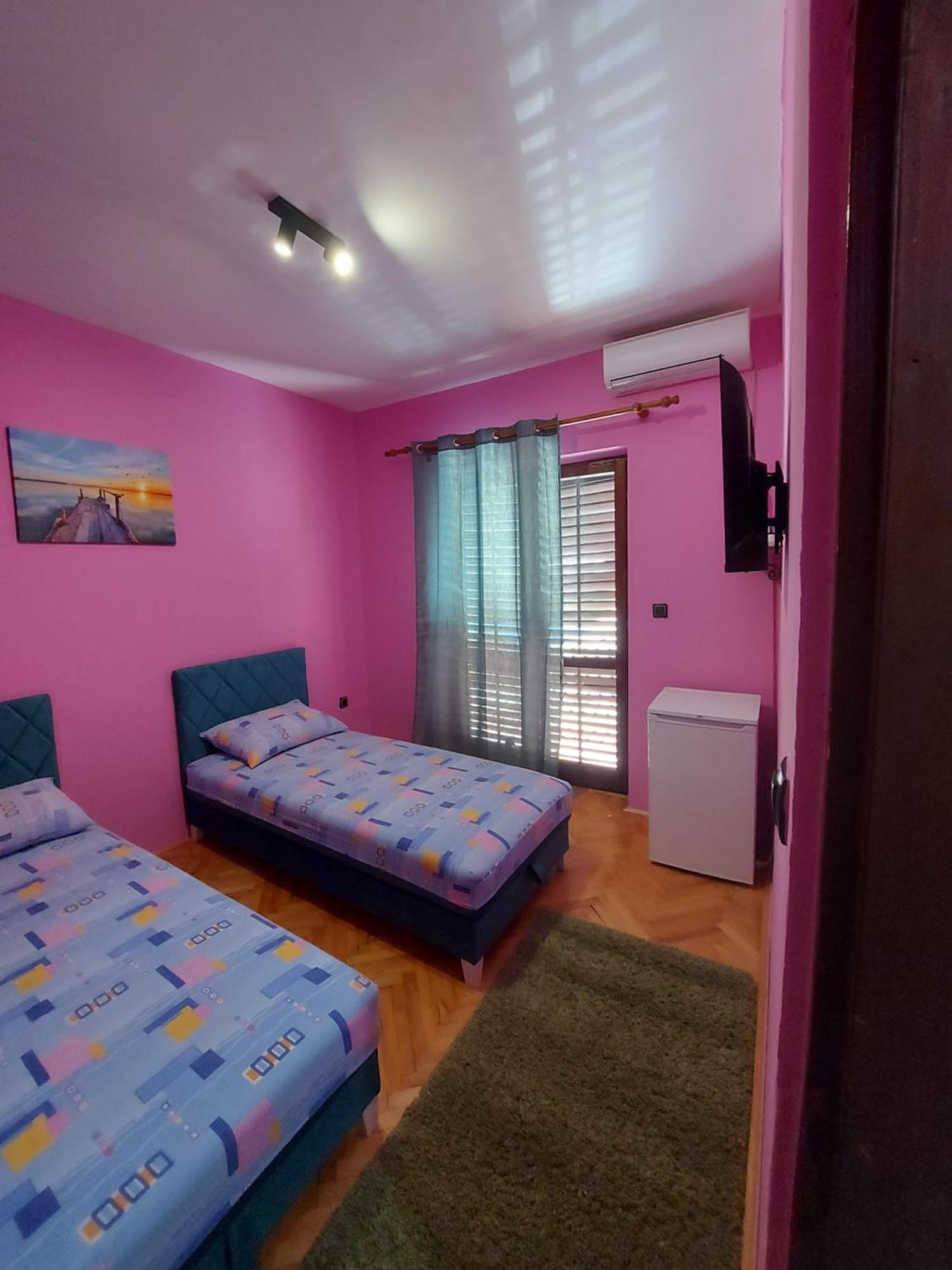 Barcelona Apartments تيفات المظهر الخارجي الصورة