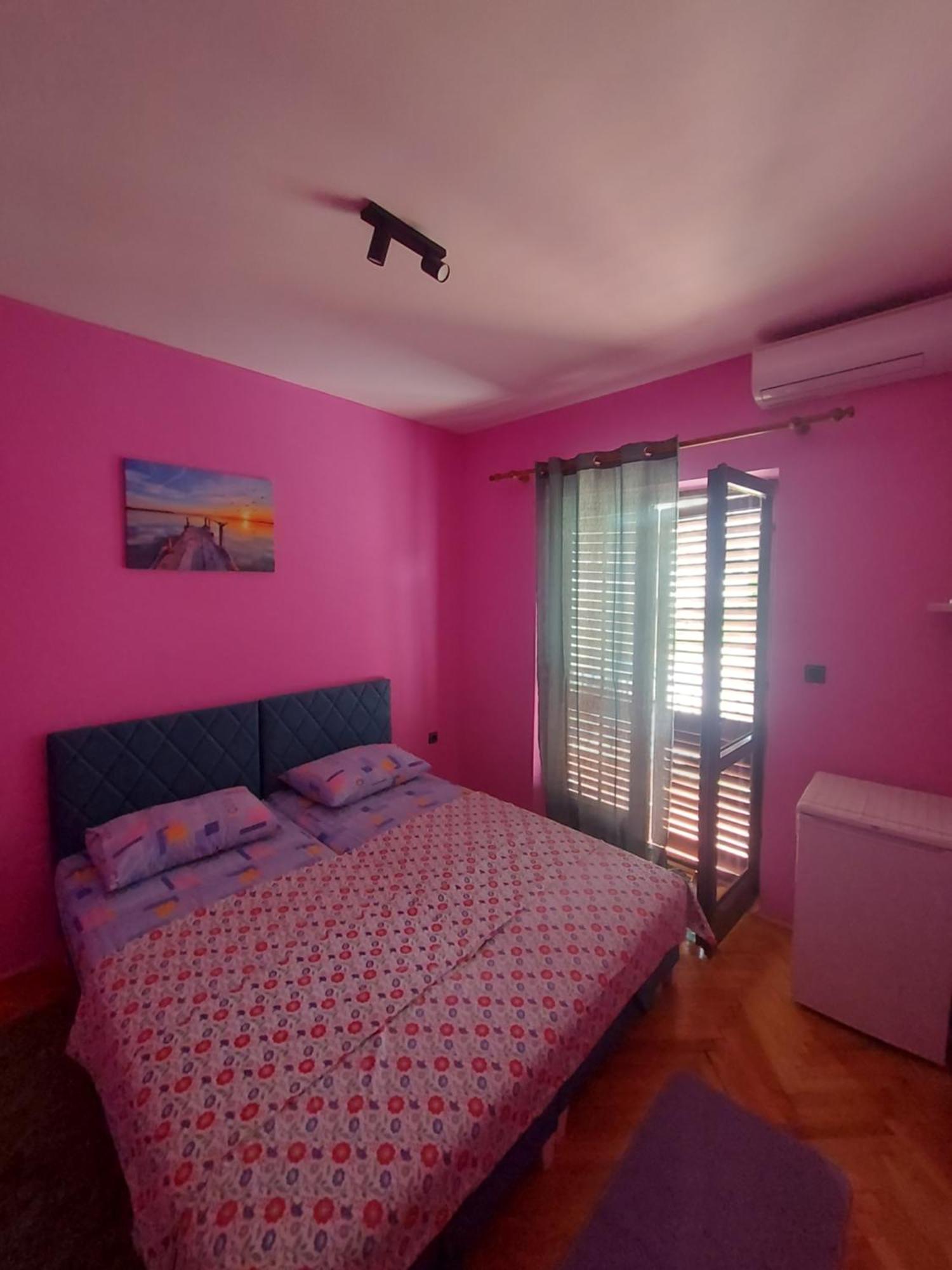 Barcelona Apartments تيفات المظهر الخارجي الصورة